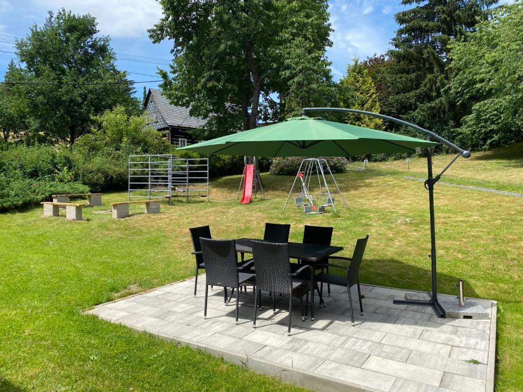 Vila Vlci Hora Krásná Lípa Exteriör bild